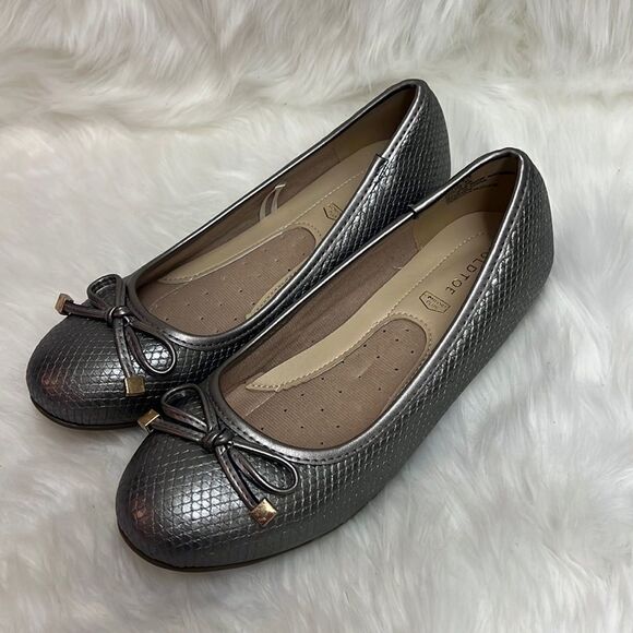 Gold Toe Ballet Graphite Snake Embossed Ballet Flats Size 8.5W BIN 15 - Picture 1 of 9